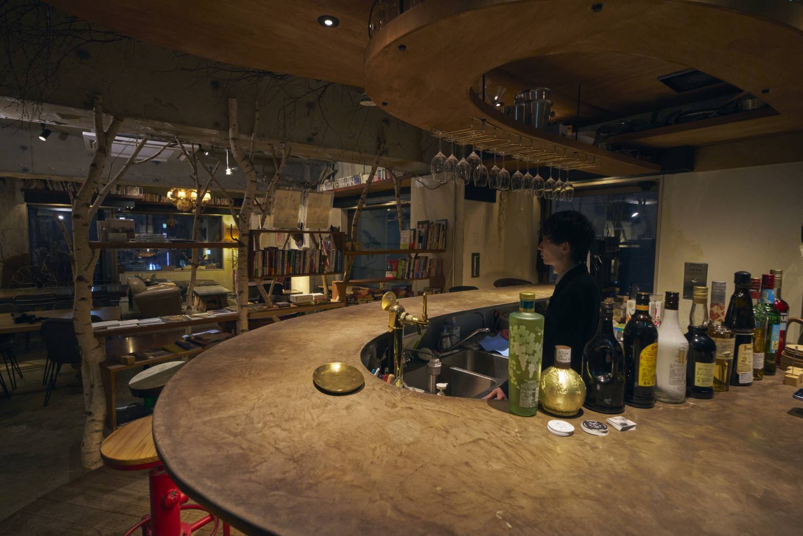 バー・オープン 店内